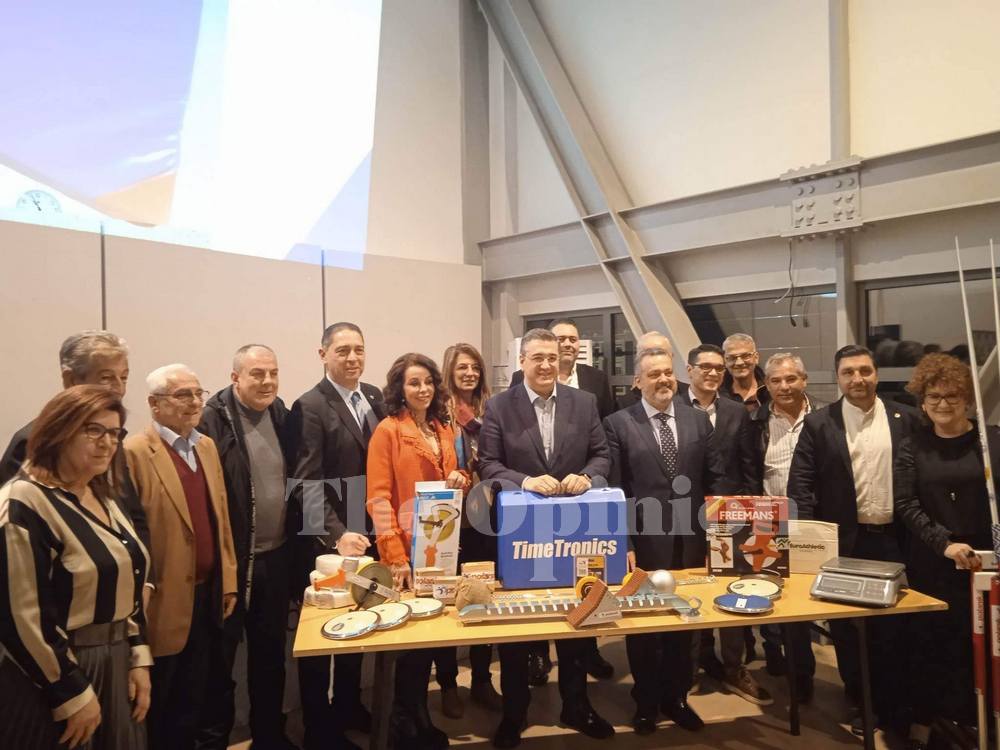 Το Καυτανζόγλειο παρέλαβε τον αθλητικό εξοπλισμό: «2,5 εκ. ευρώ για την επιπλέον αναβάθμιση του σταδίου» (ΦΩΤΟ+VIDEO)