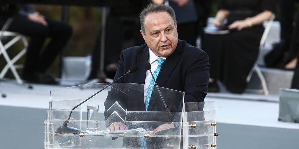 Αγγελούδης,