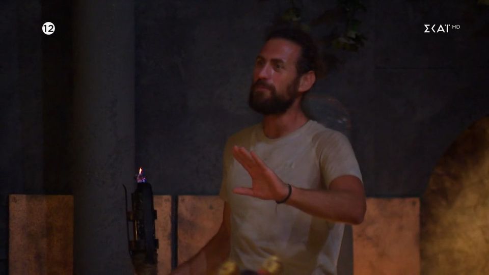 Survivor: Αποχώρησε και δεν χαιρέτησε κανέναν! (VIDEO)