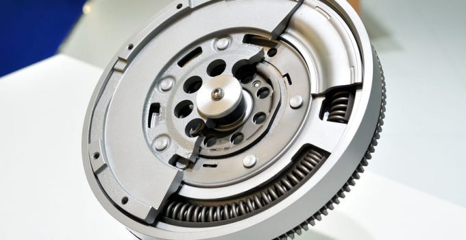 Τι είναι ο σφόνδυλος – Σε τι χρησιμεύει στο αυτοκίνητο