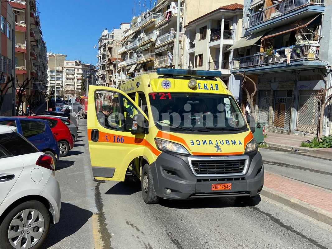 Θεσσαλονίκη: Παράσυρση 50χρονης πεζής από μηχανή