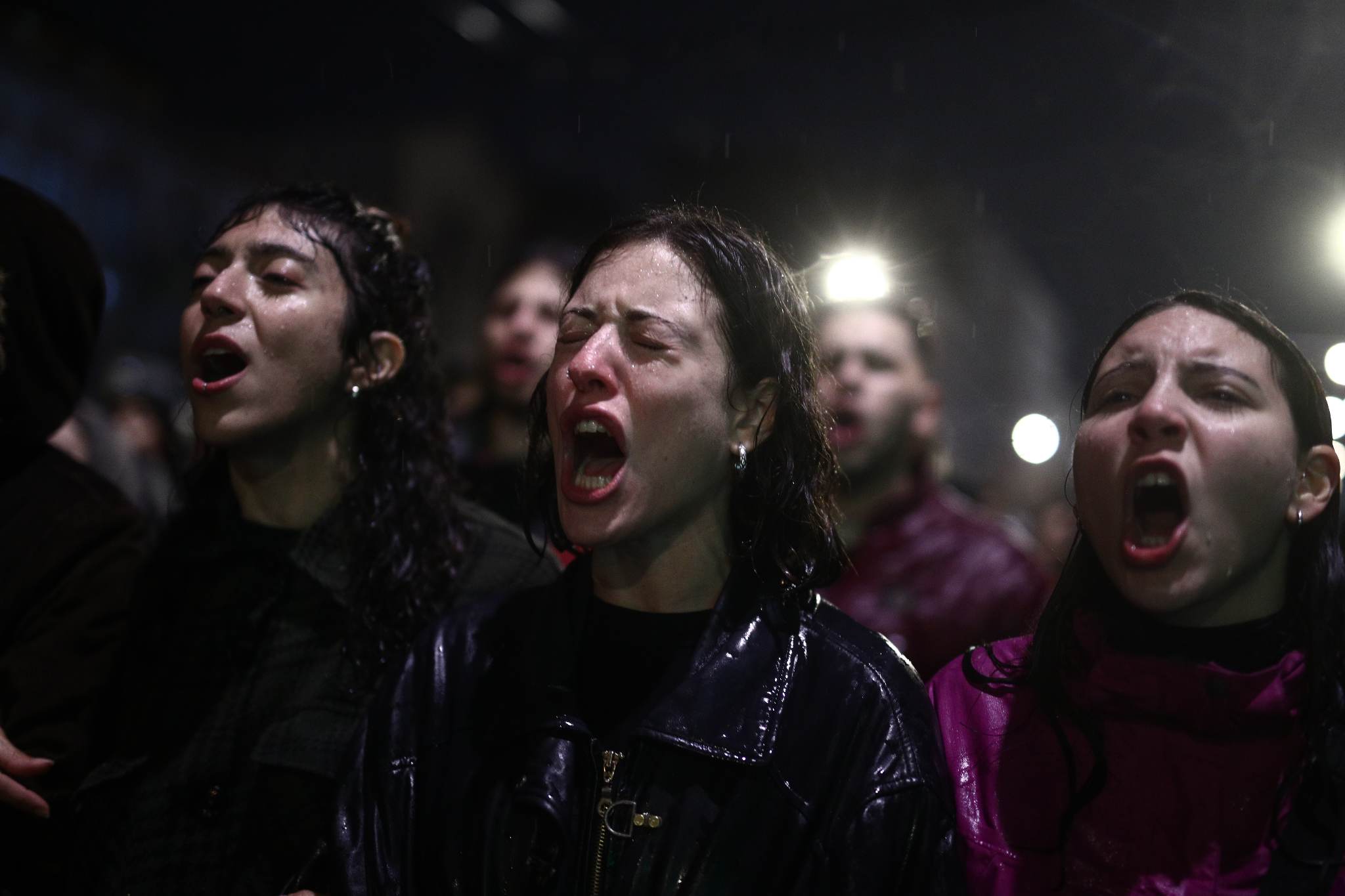 Έθνος σε πένθος! Και μετά θυμός…
