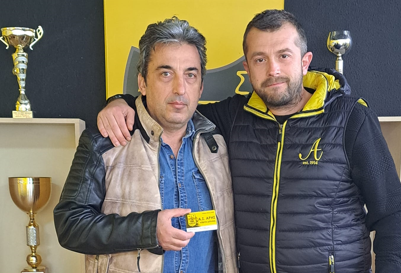 Συγκίνηση για τον τραγικό πατέρα των Τεμπών: Έγραψε τον γιο του στον Ερασιτέχνη Άρη