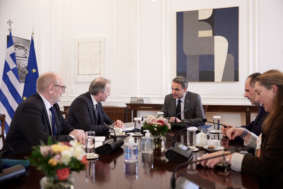 Μητσοτάκης: Συνάντηση με Ευρωπαίους αξιωματούχους για τους σιδηρόδρομους