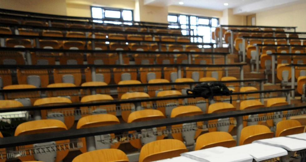 Διαγράφονται 285.000 «αιώνιοι» φοιτητές από τα ελληνικά πανεπιστήμια – Ποιοι παίρνουν «δεύτερη ευκαιρία» (VIDEO)
