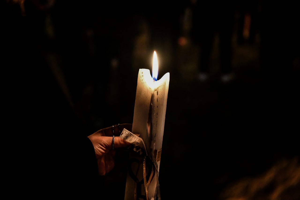 Μ. Σάββατο: Πώς θα γίνει η άφιξη του Αγίου Φωτός στην Ελλάδα