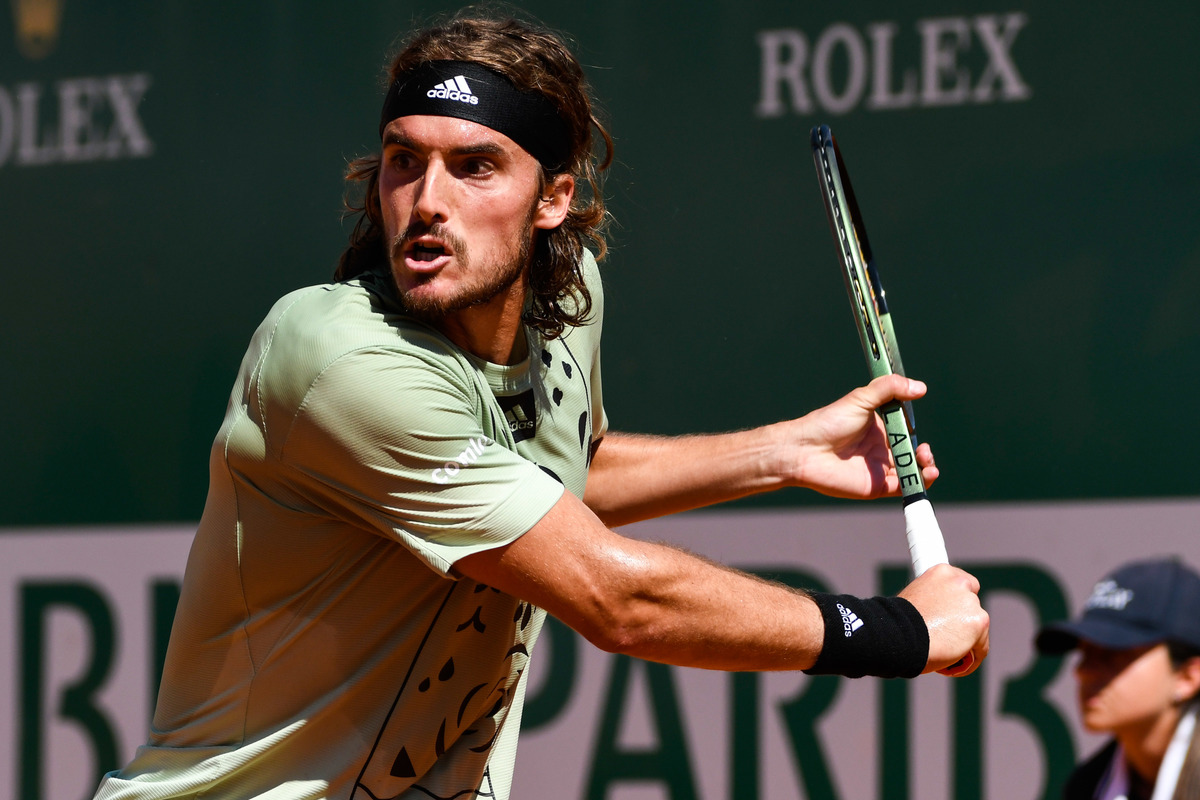 Χωρίς να ιδρώσει πέρασε στους «16» του Μόντε Κάρλο ο Τσιτσιπάς (video)