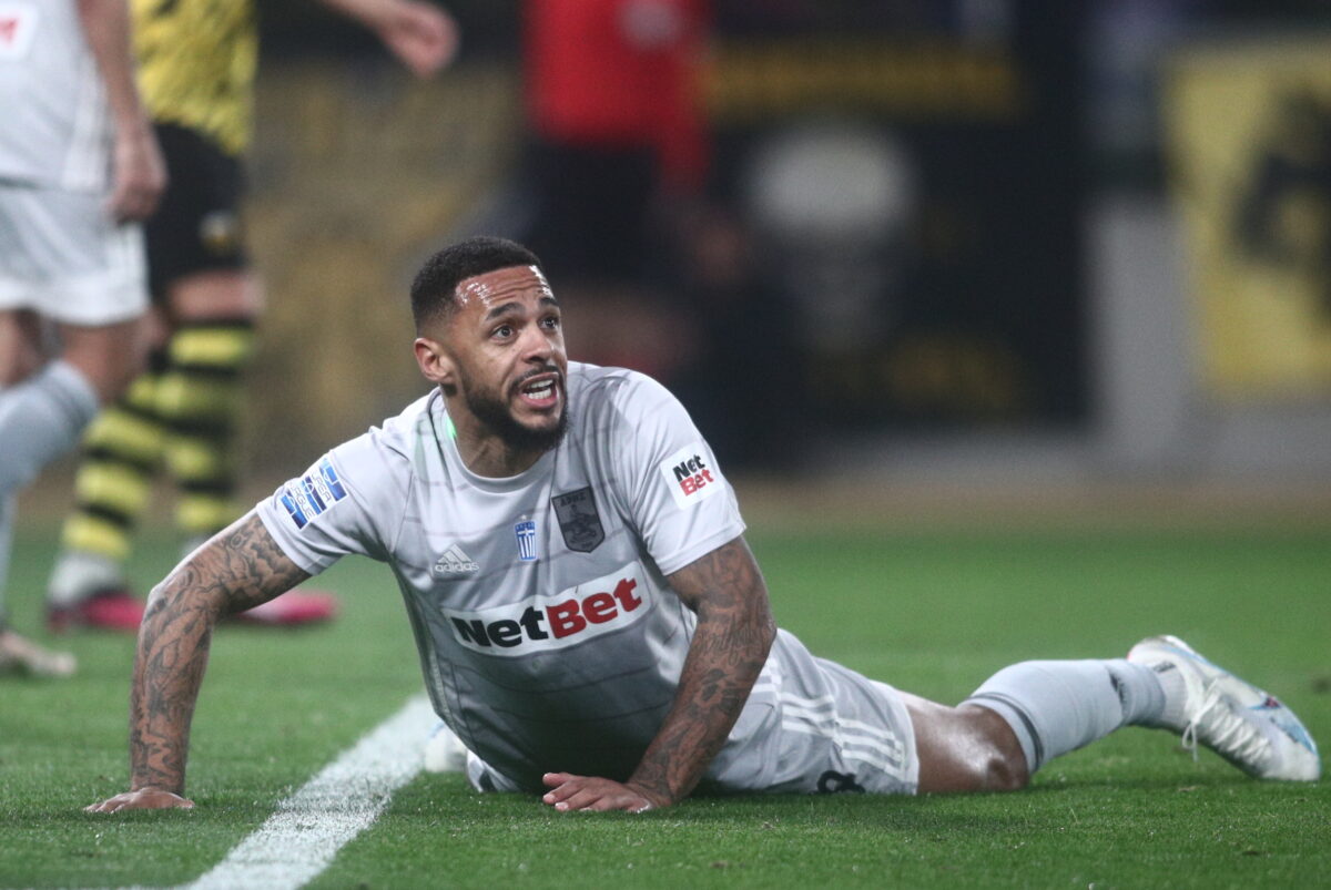 Γκρέι: Η αφλογιστία του έγινε θέμα στην Αγγλία