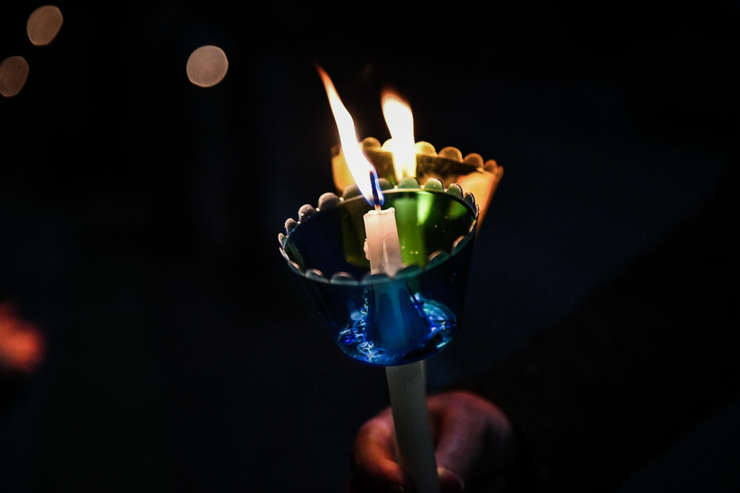 Χριστός Ανέστη και Χρόνια πολλά από το TheOpinion