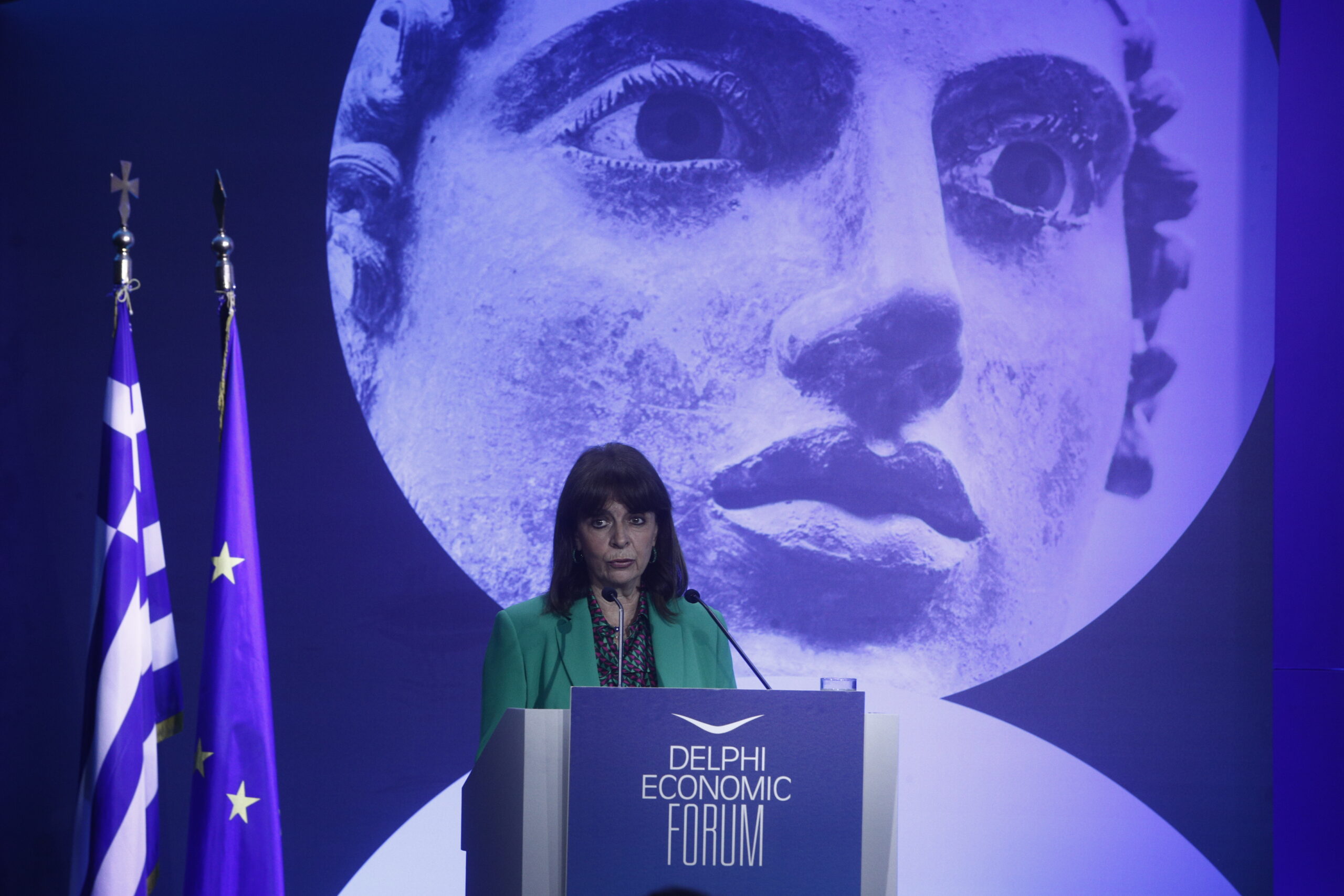 Σακελλαροπούλου από Φόρουμ Δελφών: Η Δημοκρατία δεν είναι πολίτευμα επανάπαυσης