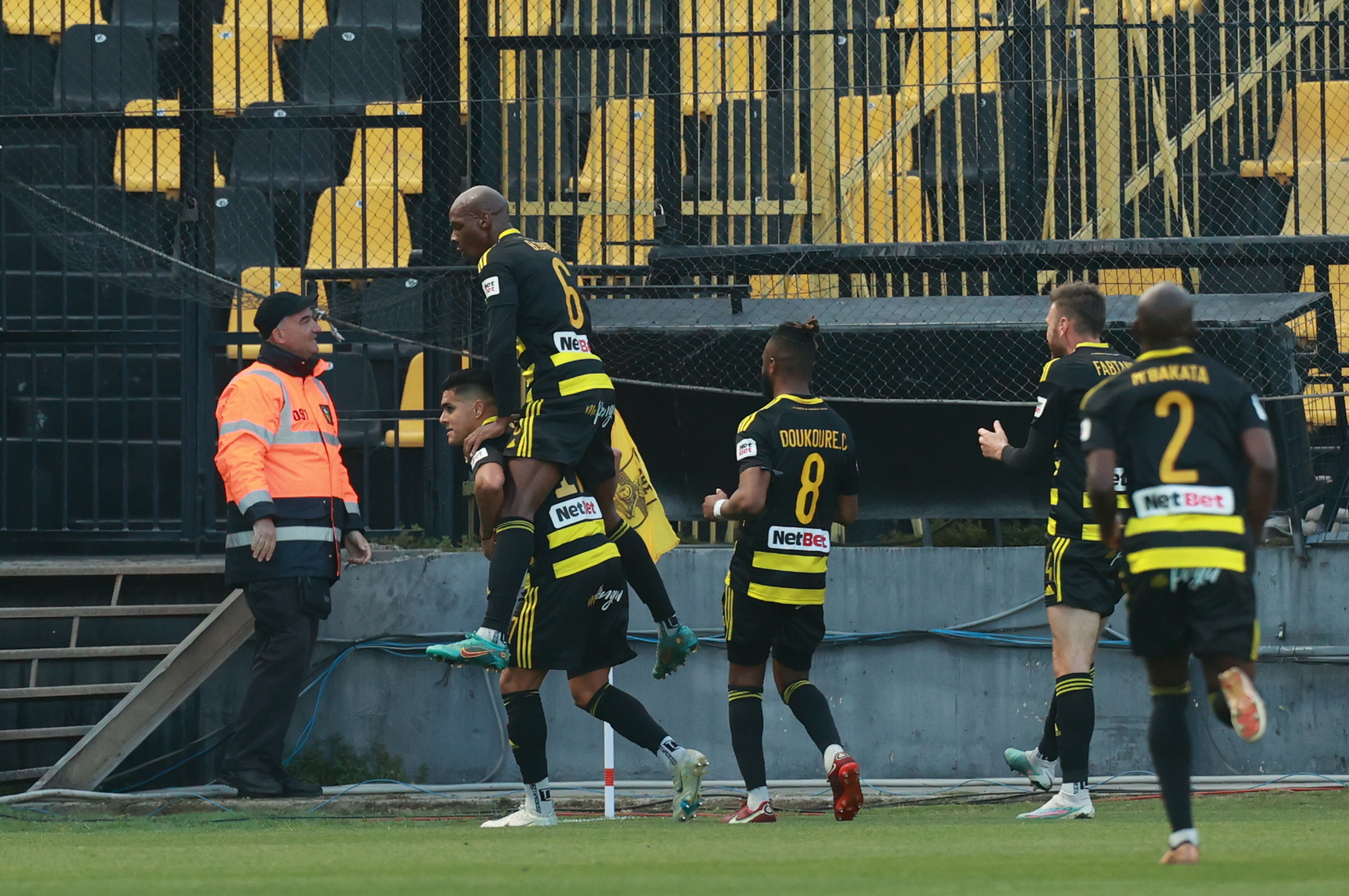 Άρης-Ολυμπιακός 2-1: Τον κέρδισε ξανά και «κλείδωσε» την Ευρώπη