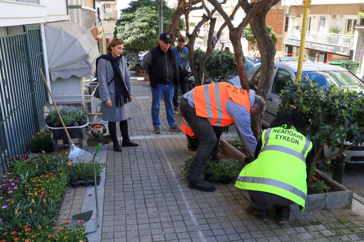 «Πρασινίζει» ο δήμος Νεάπολης-Συκεών – Έρχεται το «Πράσινο Μπαλκόνι»