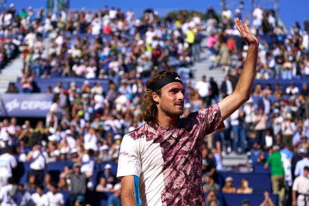 Στέφανος Τσιτσιπάς – Άλεξ Ντε Μινόρ 2-0: «Σκόρπισε» τον Αυστραλό και προελαύνει στα ημιτελικά της Βαρκελώνης (video)