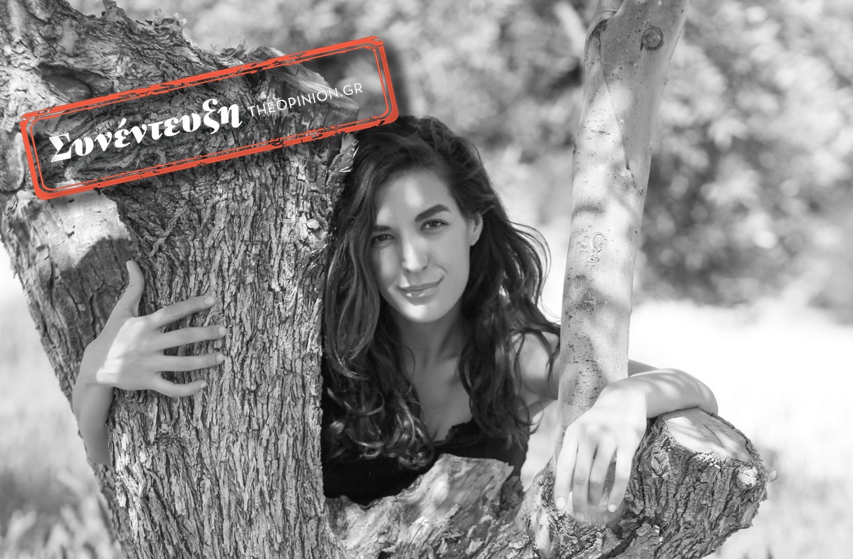 «Δεν μας ενδιαφέρει να “καταγγείλουμε” – Είμαστε σε έναν χωροχρόνο ελεύθερο» – Η Ελεάνα Γεωργούλη μιλά για τον «ΑΛΓΟ-ΡΥΘΜΟ» στο TheOpinion