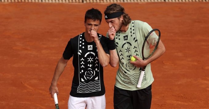 Πρεμιέρα για αδέρφια Τσιτσιπά στα διπλά του Μόντε Κάρλο- Μαθαίνει αντίπαλο στα μονά ο Στέφανος