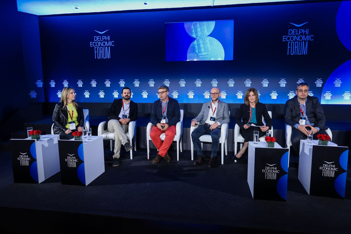 Delphi Economic Forum: Το ΚΚΕ το πρώτο κόμμα που εναντιώνεται στο σύστημα
