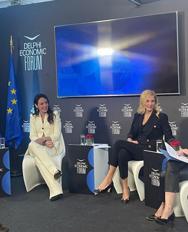 Δ. Μιχαηλίδου από Δελφούς: Κανένα παιδί σε δομή μέχρι το 2027