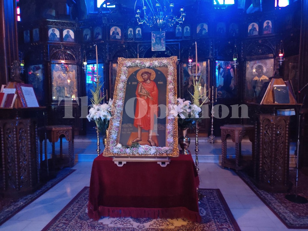 Μεγάλη Παρασκευή: Ο επιτάφιος θρήνος και τα έθιμα ανά την Ελλάδα