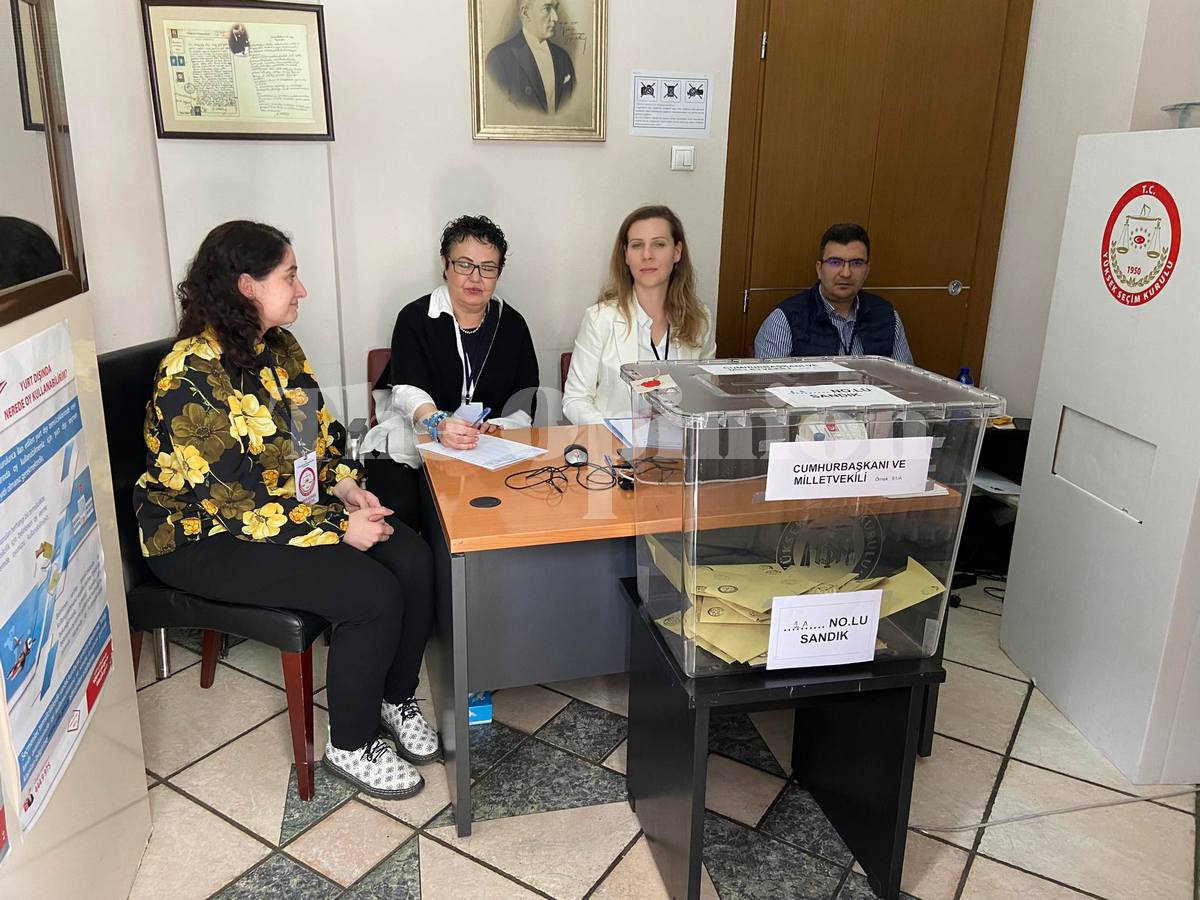 Θεσσαλονίκη: Στις κάλπες οι Τούρκοι για τις Προεδρικές εκλογές (ΦΩΤΟ-VIDEO)