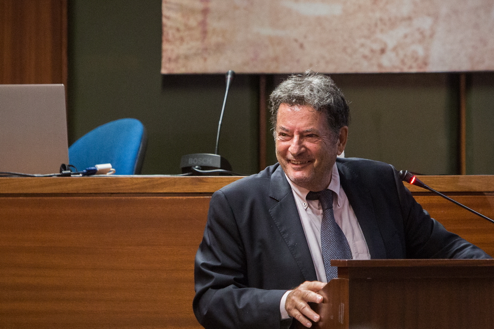 Στάικος,