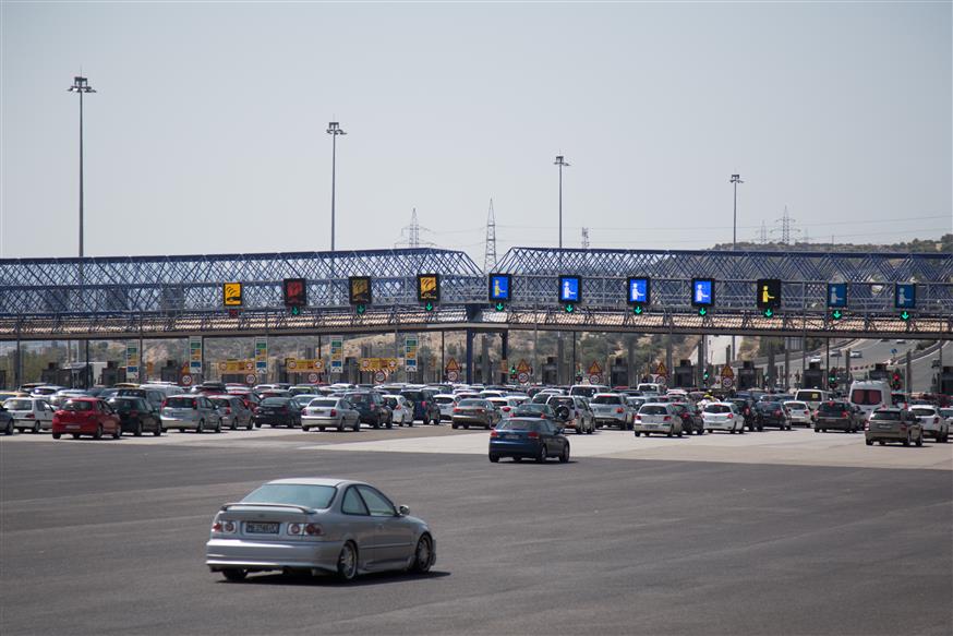 Με χαμηλές ταχύτητες η επιστροφή των εκδρομέων του Πάσχα – Ουρές και καθυστερήσεις στα Μάλγαρα