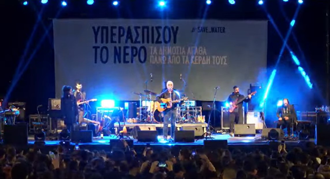 Μυστακίδης: Το τραγούδι για τη Θεσσαλονίκη και η αναφορά σε Κοροβίνη, Παπάζογλου και Χριστιανόπουλο (ΦΩΤΟ-VIDEO)