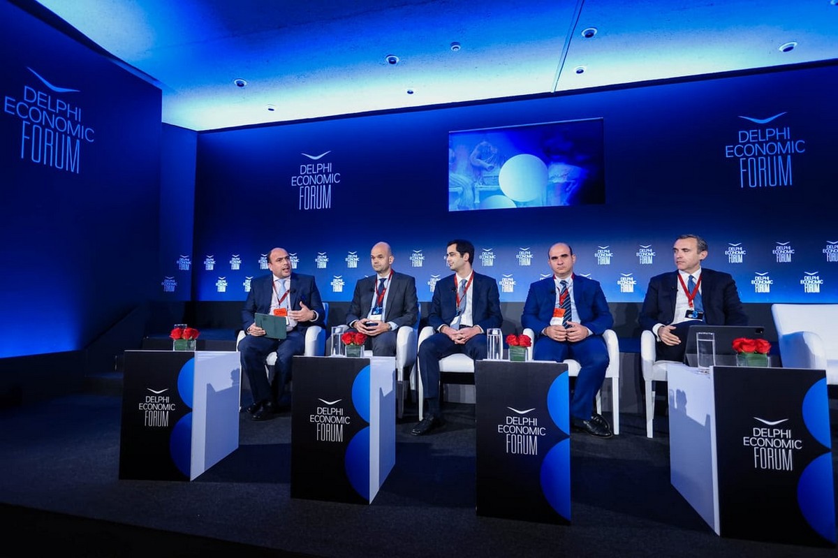 Φόρουμ Δελφών: Τεράστιες οι προκλήσεις και το κόστος για τη μετάβαση στο net zero