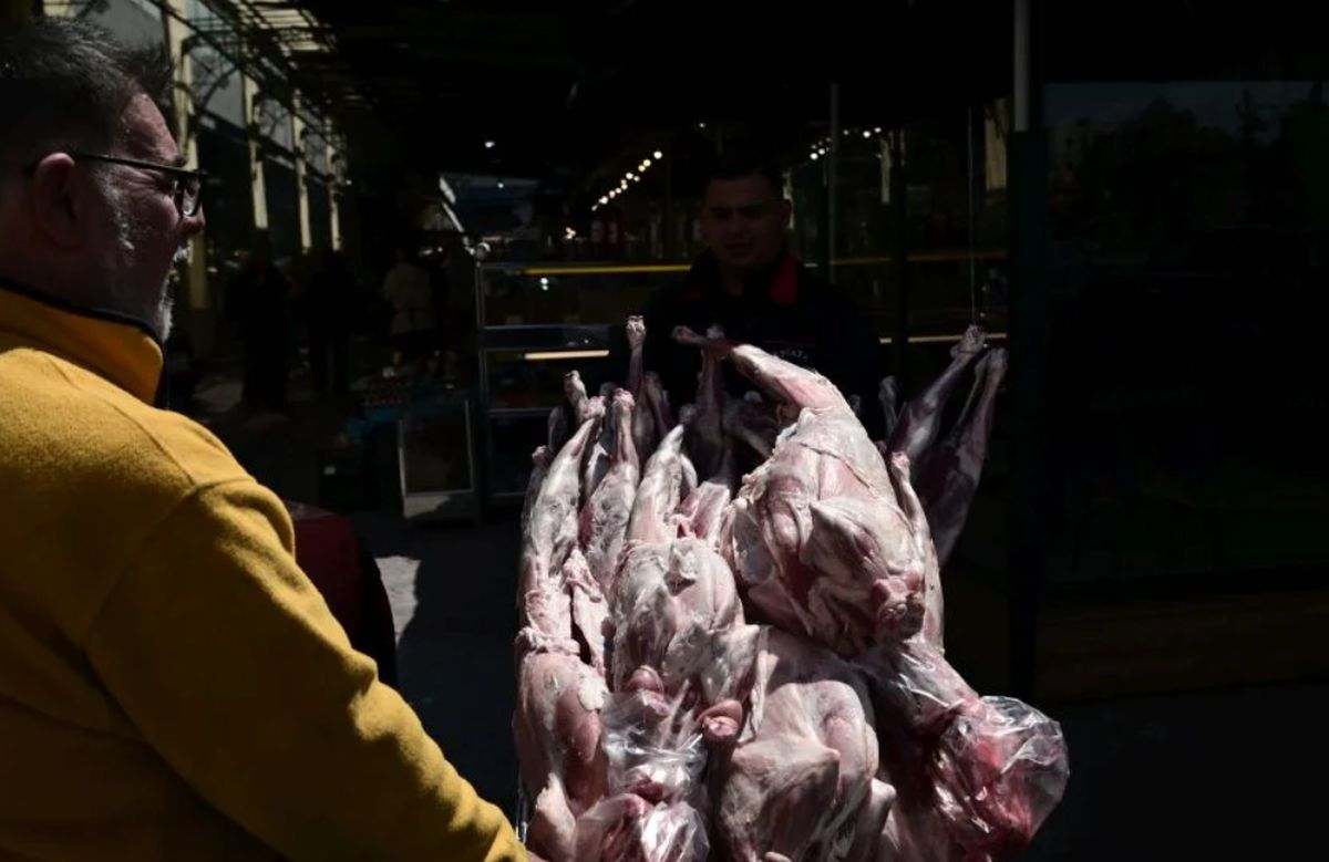 Πάσχα: Θα καούν τα κάρβουνα στη Θεσσαλονίκη – Sold out οι κρατήσεις σε ταβέρνες και ψησταριές