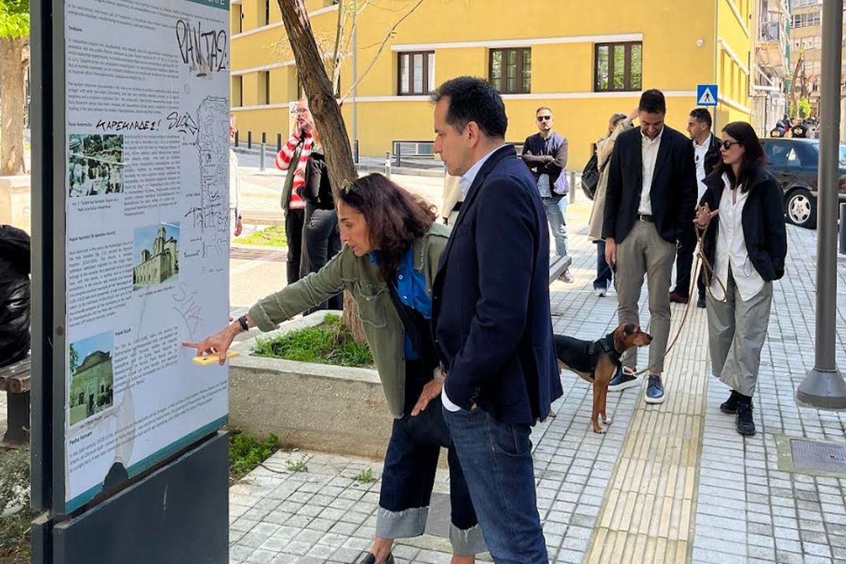 Βόλτες στις γειτονιές του Δ. Θεσσαλονίκης από τον Σπύρο Πέγκα – Οι συζητήσεις με κατοίκους