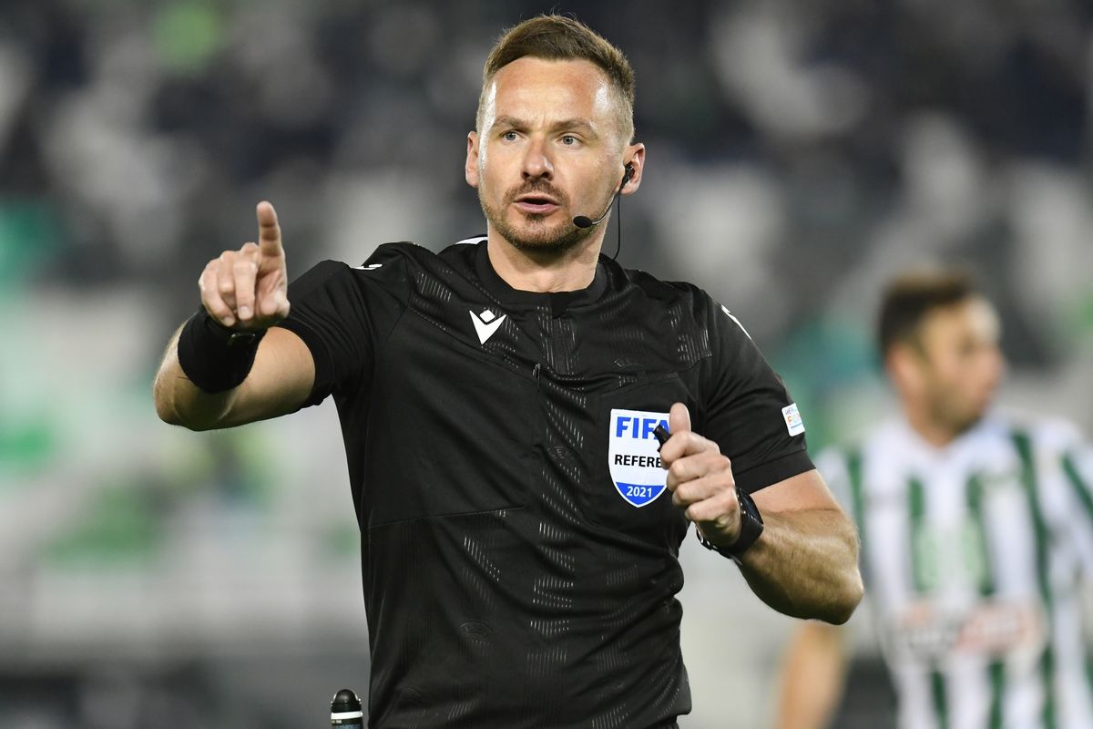 Υπό διερεύνηση από την UEFA το «φιάσκο» των Πολωνών διαιτητών