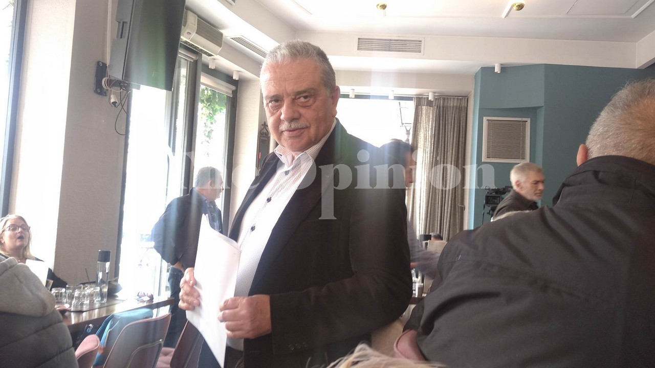 Τζακόπουλος,