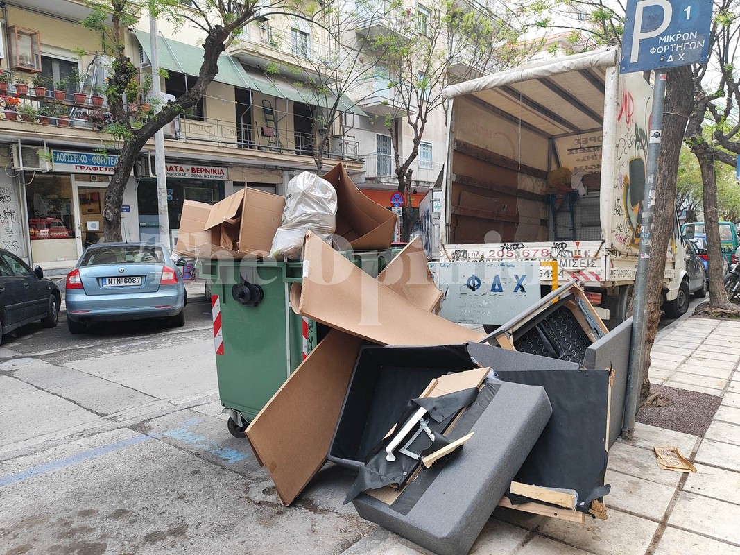 Η Θεσσαλονίκη βρωμάει… (ΦΩΤΟΡΕΠΟΡΤΑΖ)