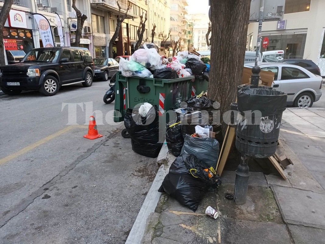 Η Θεσσαλονίκη βρωμάει… (ΦΩΤΟΡΕΠΟΡΤΑΖ)