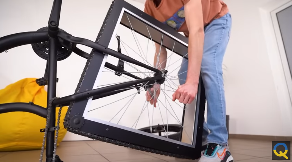 Διάσημος YouTuber κατασκεύασε ποδήλατο με τετράγωνους τροχούς (VIDEO)