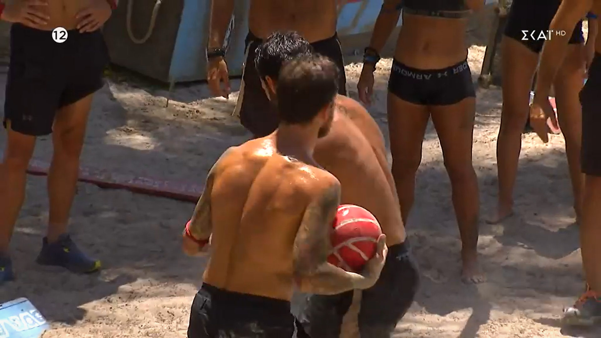 Survivor: Παραλίγο να πιαστούν στα χέρια Μπόγδανος και Ασημακόπουλος (Video)