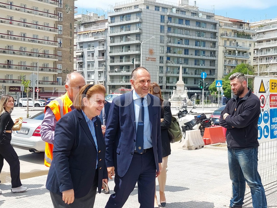 Θεσσαλονίκη: Στον σταθμό Βενιζέλου του μετρό Μενδώνη και Γεραπετρίτης