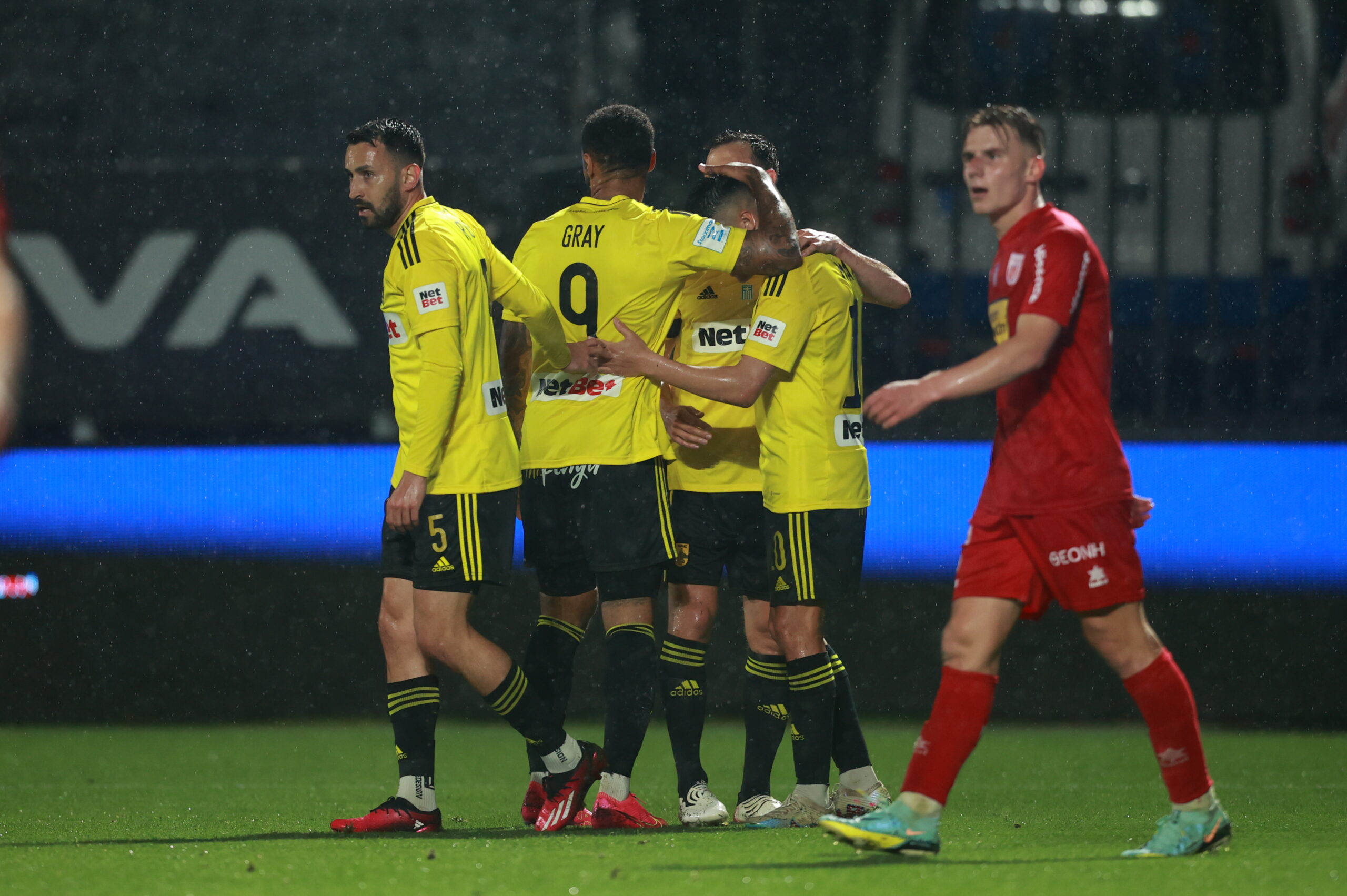 Άρης-Βόλος 4-2: Με σόου Πάλμα «κλείδωσε» και μαθηματικά την Ευρώπη
