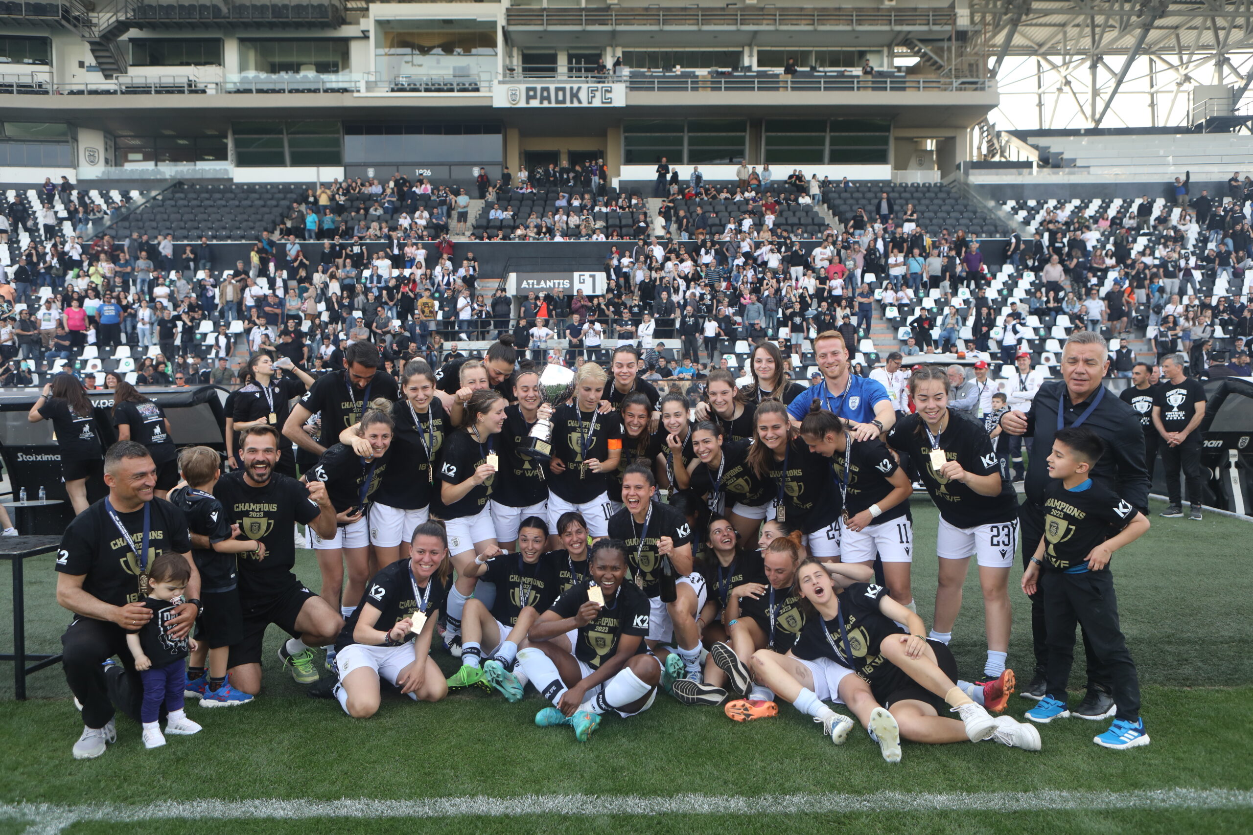 Το σήκωσαν οι πρωταθλήτριες του ΠΑΟΚ! (ΦΩΤΟ+VIDEO)