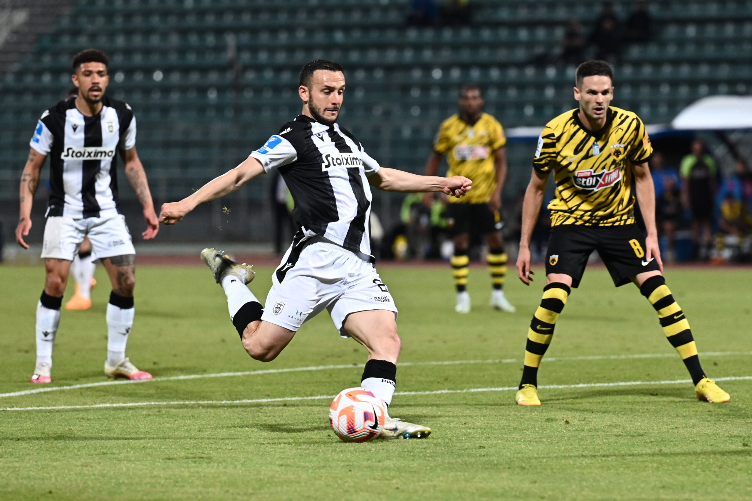 ΑΕΚ – ΠΑΟΚ: Τεράστιες χαμένες ευκαιρίες οι «ασπρόμαυροι» – Δοκάρι ο Σάστρε! (VIDEO)