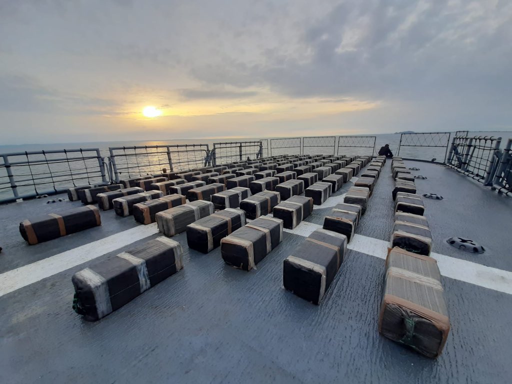 Ιστορία για το Κολομβιανό Πολεμικό Ναυτικό – Έπιασε το μεγαλύτερο αυτοσχέδιο υποβρύχιο με ναρκωτικά (ΦΩΤΟ)