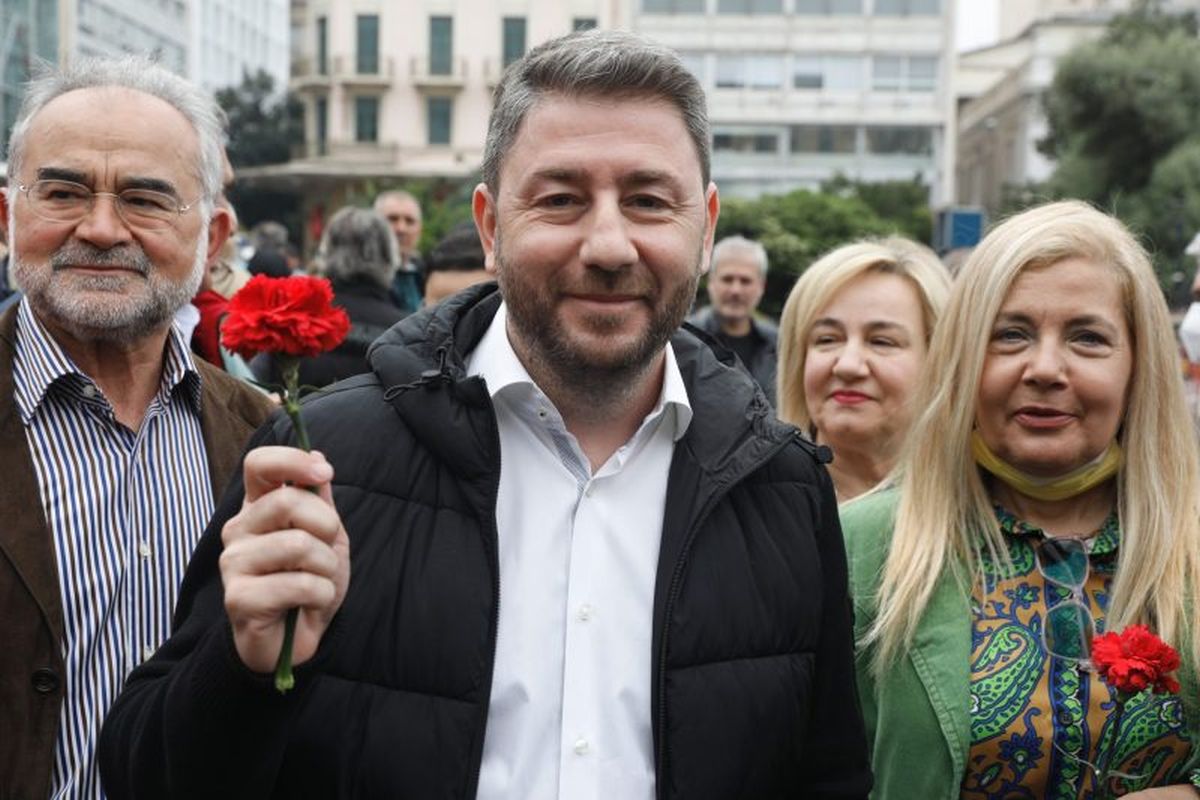 Ανδρουλάκης για Εργατική Πρωτομαγιά: Εχουμε χρέος να αποτιμήσουμε την πραγματική θέση εργαζομένων-οικονομίας