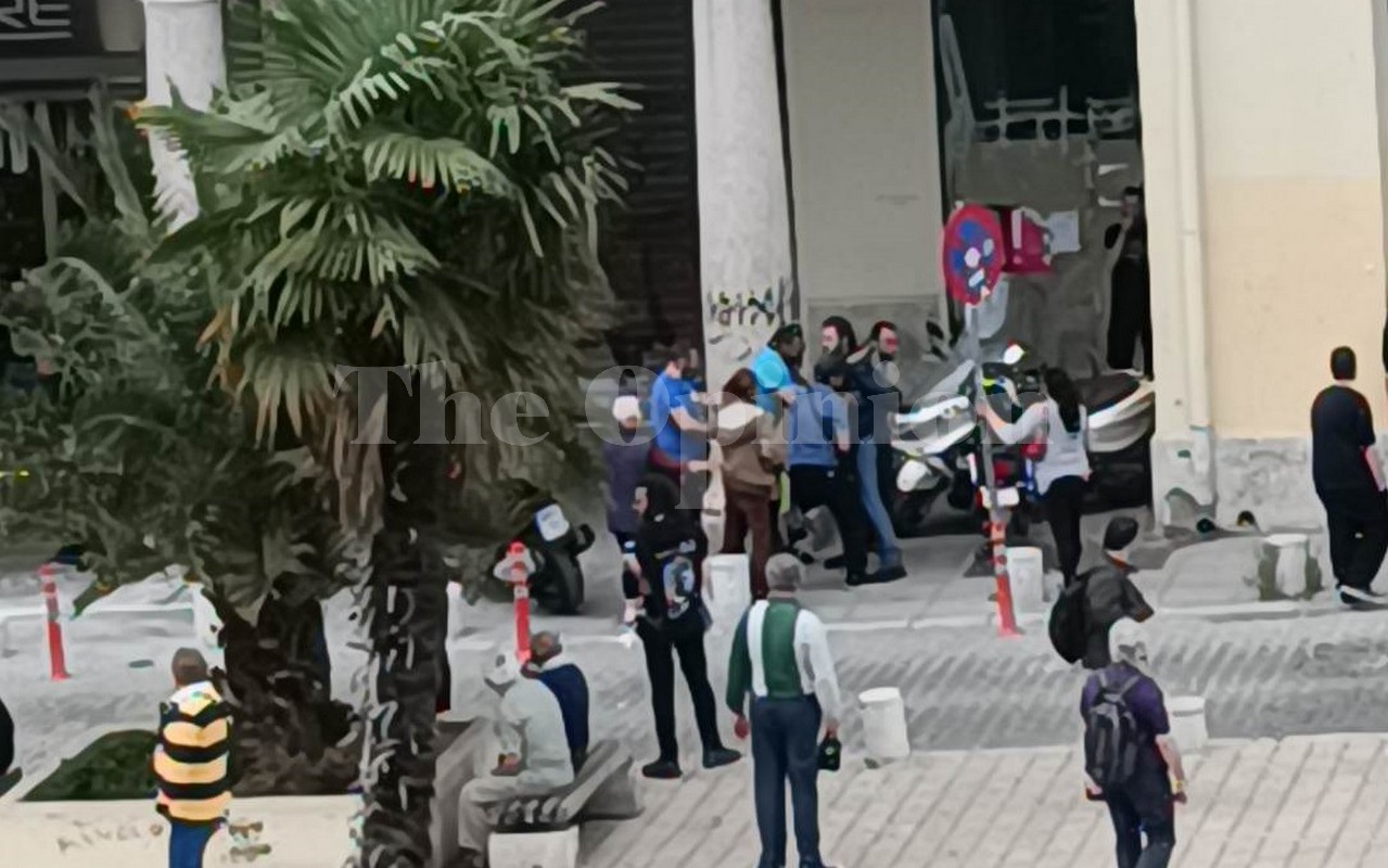 Ένταση και ξύλο στην Αριστοτέλους (ΦΩΤΟ+VIDEO)