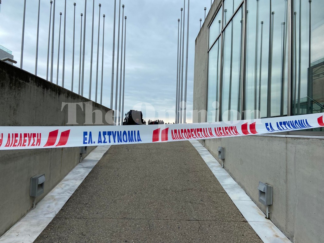 Θεσσαλονίκη: Τρομοκρατικό χτύπημα στο Μέγαρο Μουσικής – Εντυπωσιακές εικόνες στην άσκηση της ΕΚΑΜ (ΦΩΤΟ+VIDEO)