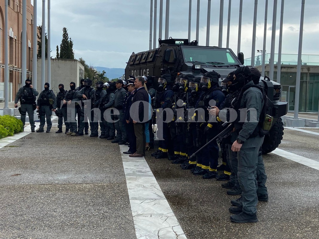 Θεσσαλονίκη: Τρομοκρατικό χτύπημα στο Μέγαρο Μουσικής – Εντυπωσιακές εικόνες στην άσκηση της ΕΚΑΜ (ΦΩΤΟ+VIDEO)