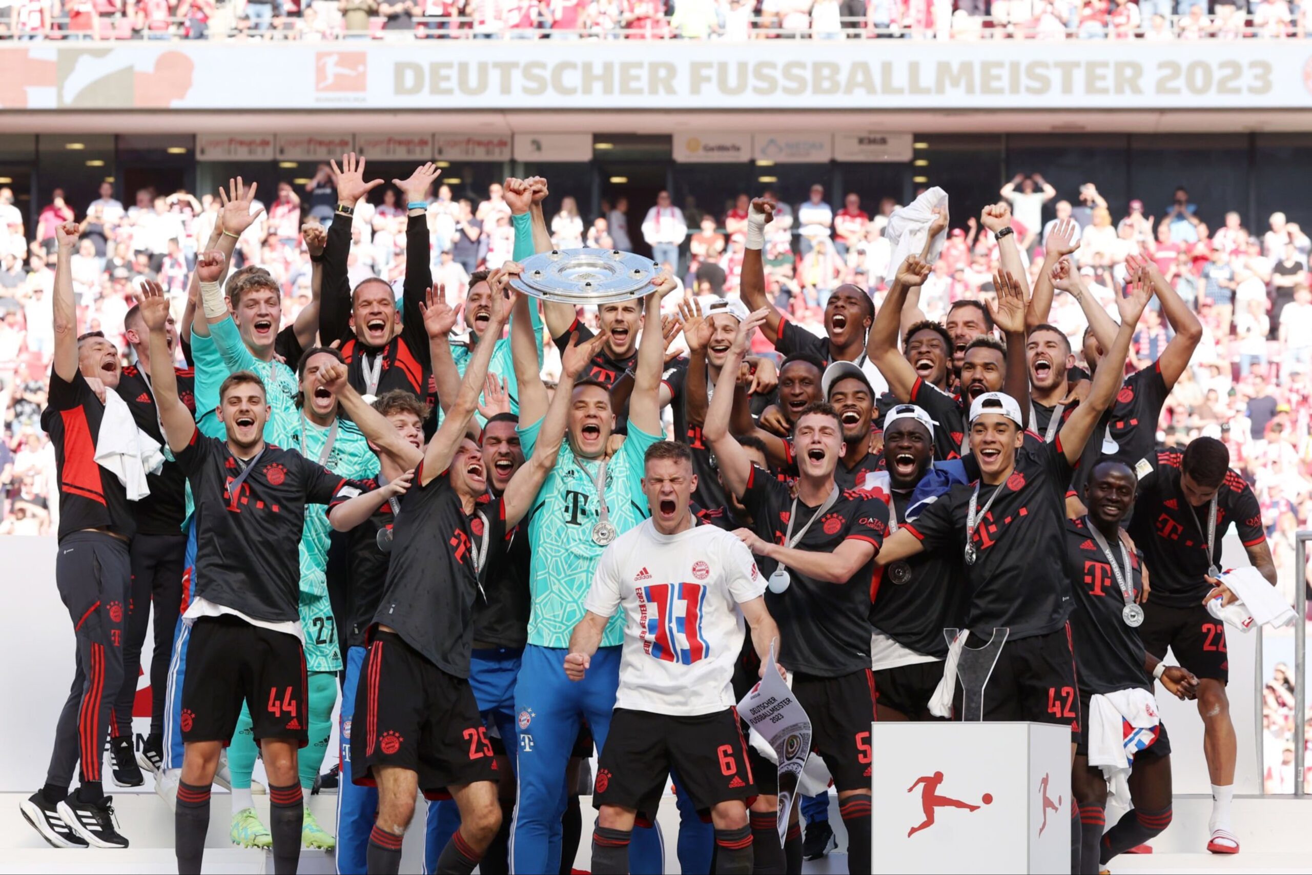 Μπάγερν Μονάχου: Σήκωσε την «ψεύτικη Σαλατιέρα»