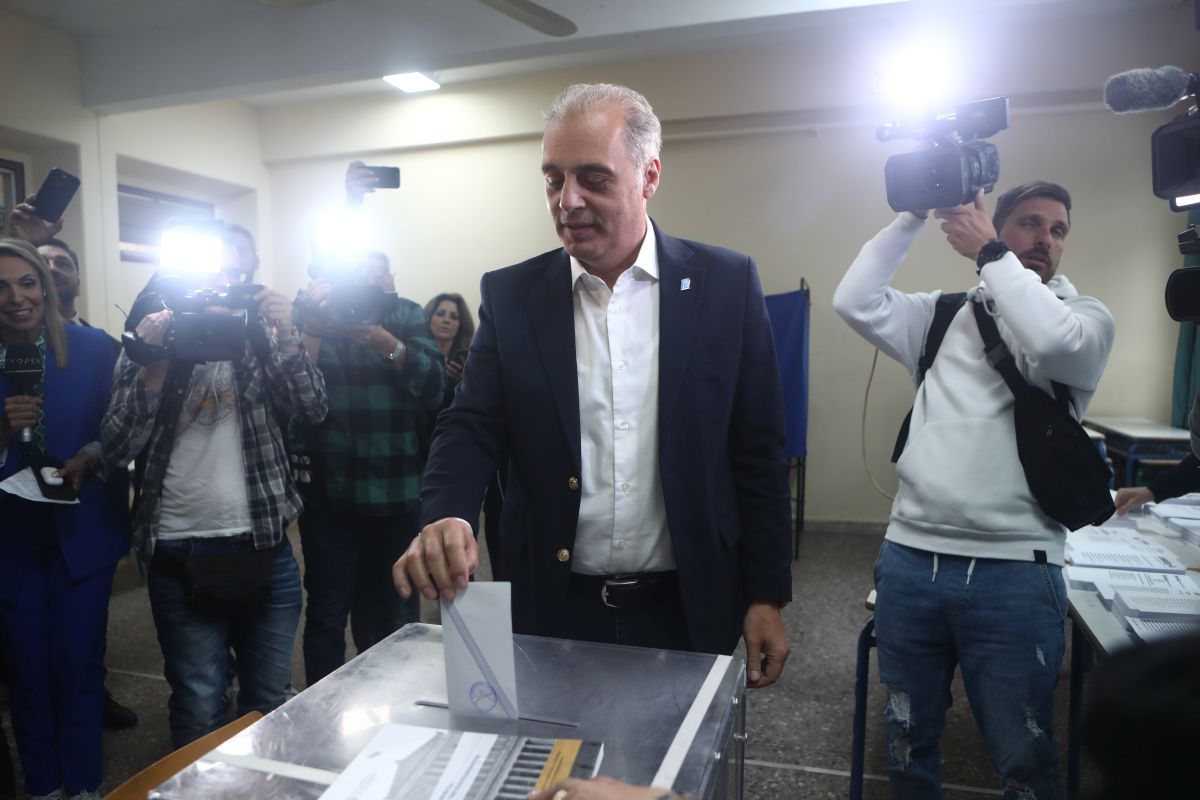 Ψήφισε στη Θεσσαλονίκη ο Κυριάκος Βελόπουλος (VIDEO)