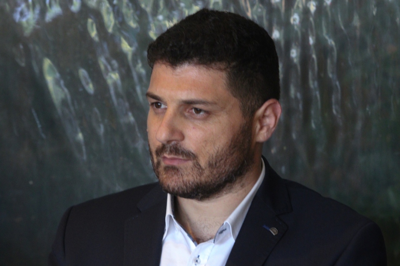 Τεμπονέρας,