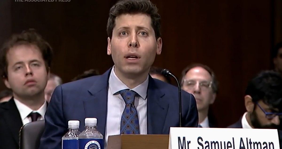 ChatGPT: Για σοβαρό κίνδυνο αν κάτι πάει στραβά προειδοποιεί ο εφευρέτης του (VIDEO)