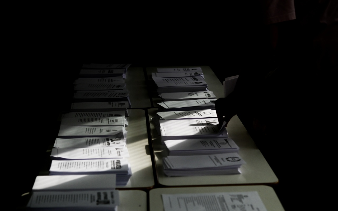 Exit poll: Πώς ψήφισαν οι νέοι 17 – 24 ετών