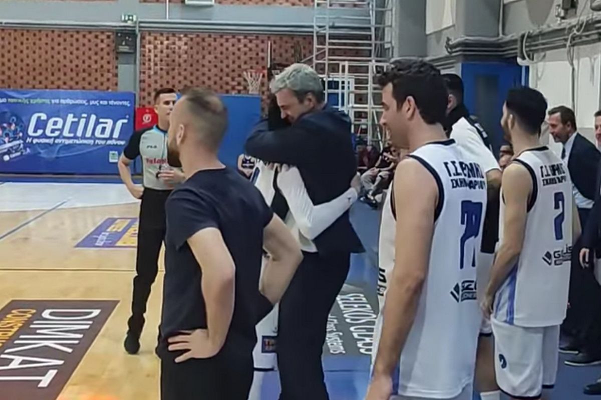 Υπέροχη στιγμή: Αθλητής του Ερμή Σχηματαρίου με ειδικές ανάγκες σκόραρε και αποθεώθηκε! (video)